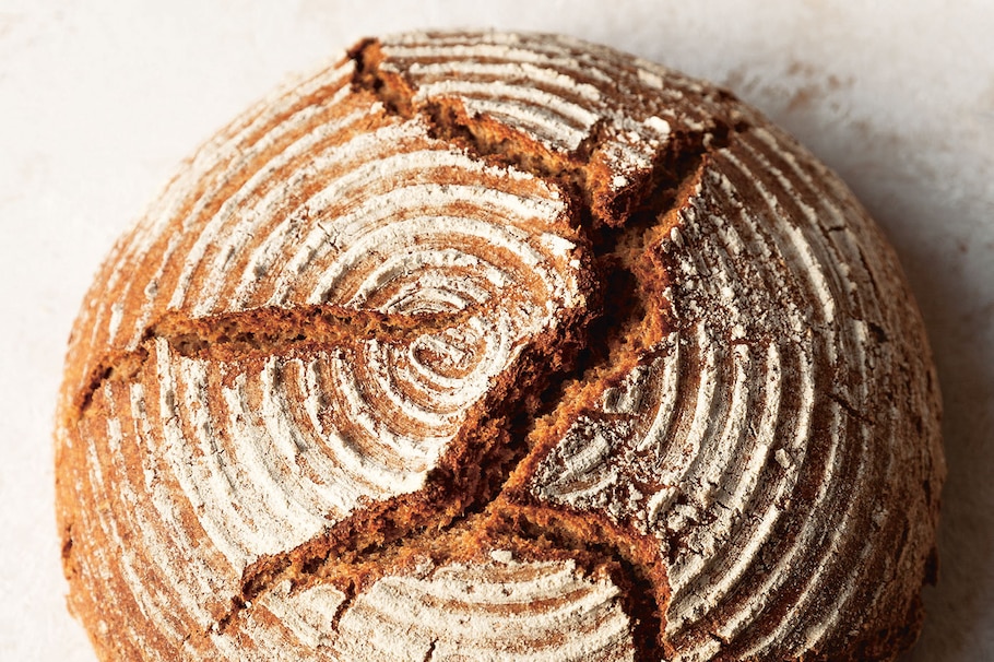 Volkkornbrot mit Sauerteig