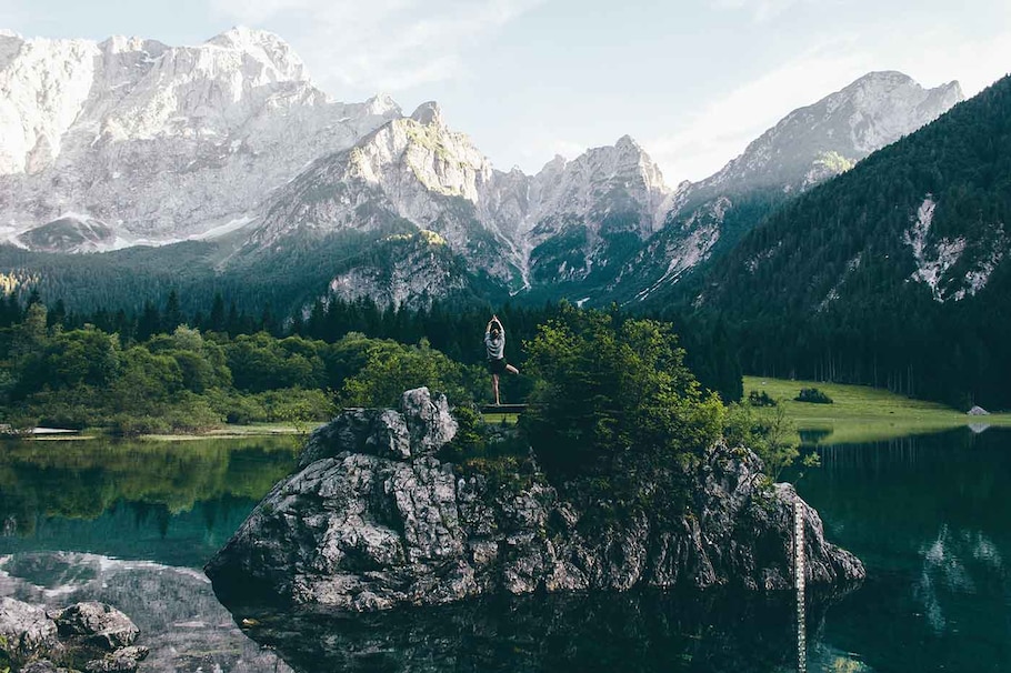 Yoga am Berg