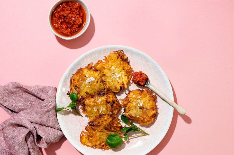 Kartoffel-Laibchen mit Tomatenpesto