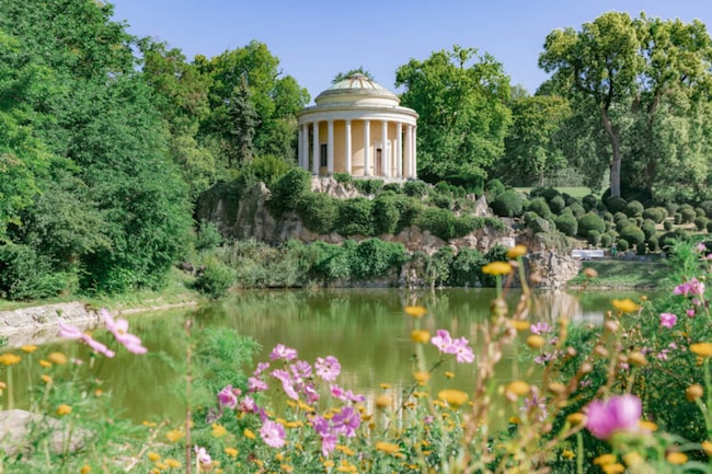 Eisenstadt Sehenswürdigkeit: Schlosspark mit Teich