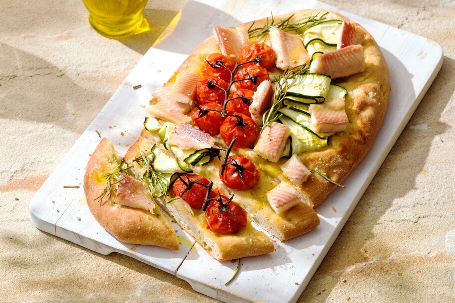 Focaccia mit Räucherfisch