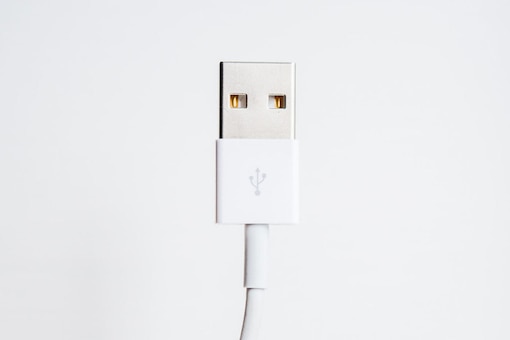 immer online, Kabel, USB, Smartphone, Akku,