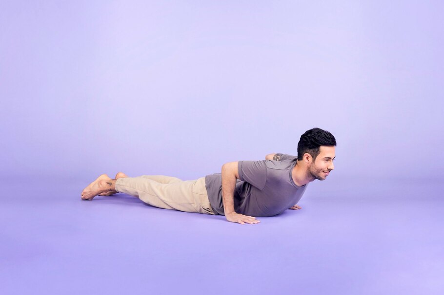 Bhujangasana, die Kobra, Yoga, Yogaübung, Bewegung, Sport, Dehnung, carpe diem