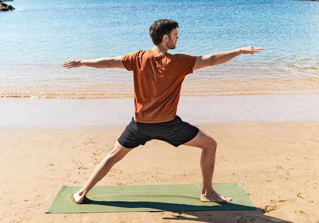 Yoga, Krieger, Wasser, Meer, Sandstrand, Yogamatte, Urlaub, Bewegung, Sport