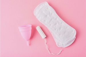 Menstruationstasse, Tampons, Binden, Slipeinlagen