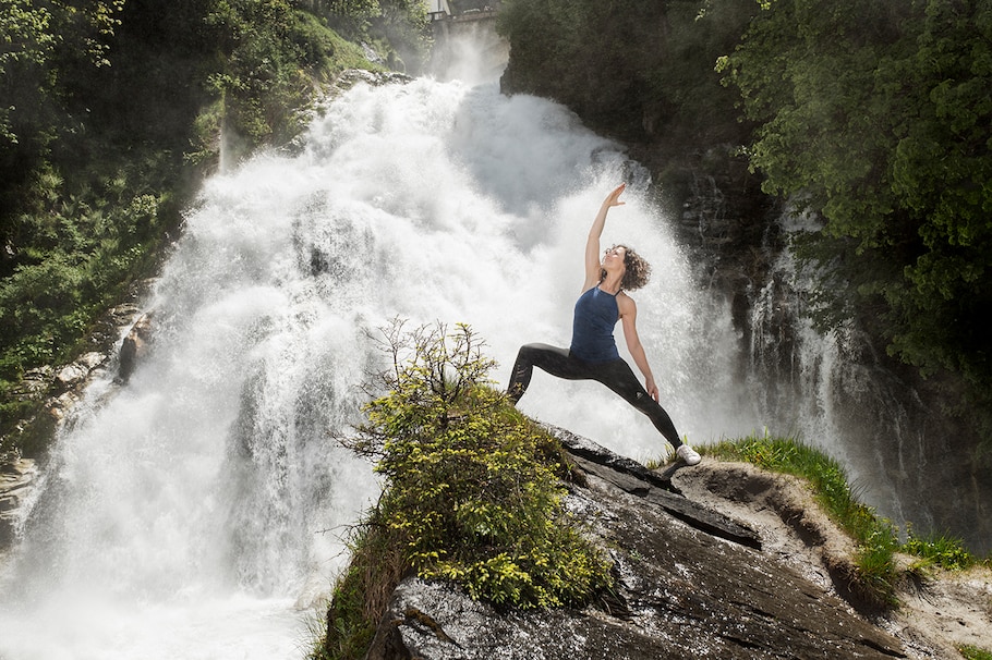 Yogafrühling; Wasserfall; Yoga; Gastein