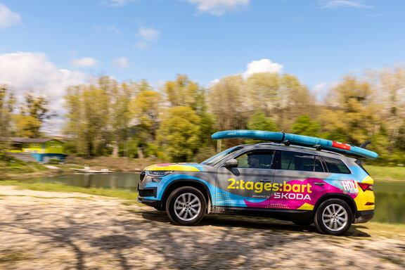 Der Škoda Kodiaq lädt dank des auf Wunsch erhältlichen Allrandantriebs zu Abenteuern abseits der Straße ein.
