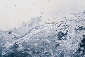 Ein Abbildung von Wasser.