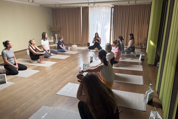 Closing Circle mit Julia Freidl